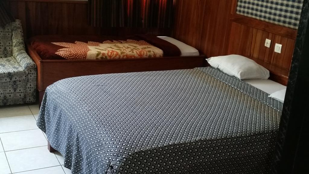 דואלה Saffana Hotel חדר תמונה