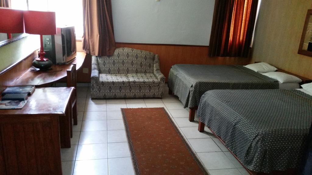 דואלה Saffana Hotel חדר תמונה