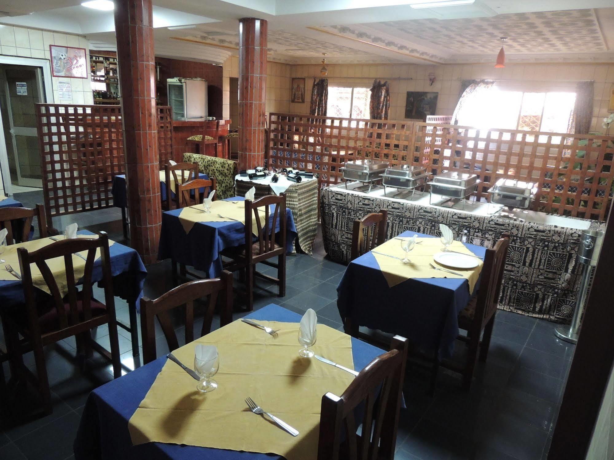דואלה Saffana Hotel מראה חיצוני תמונה